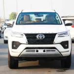 Toyota Fortuner Diesel 2.8L V4 full option with radar and camera 360 / 2022 model - Thumbnail 2