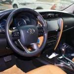Toyota Fortuner Diesel 2.8L V4 full option with radar and camera 360 / 2022 model - Thumbnail 10