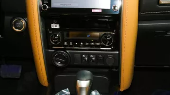 Toyota Fortuner Diesel 2.8L V4 full option with radar and camera 360 / 2022 model