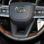Toyota Land Cruiser GXR 3.3L diesel twin turbo 2022 - Thumbnail 8