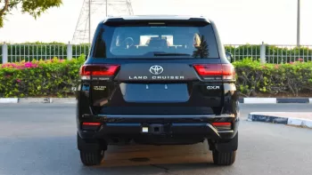 Toyota Land Cruiser GXR 3.3L diesel twin turbo 2022