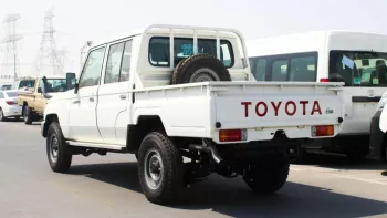 Toyota Land Cruiser pickup double cabin 4.2L diesel 2022 model