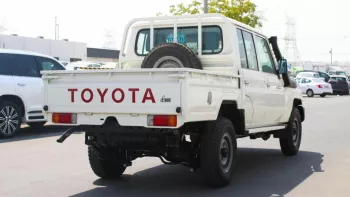 Toyota Land Cruiser pickup double cabin 4.2L diesel 2022 model