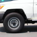 Toyota Land Cruiser pickup double cabin 4.2L diesel 2022 model - Thumbnail 7