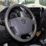 Toyota Land Cruiser pickup double cabin 4.2L diesel 2022 model - Thumbnail 10