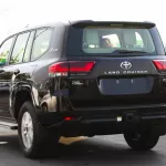 Toyota Land Cruiser GXR 3.5L petrol twin turbo 2022 model without sunroof - Thumbnail 4