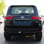 Toyota Land Cruiser GXR 3.5L petrol twin turbo 2022 model without sunroof - Thumbnail 5