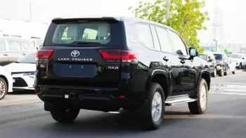 Toyota Land Cruiser GXR 3.5L petrol twin turbo 2022 model without sunroof