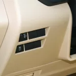 Toyota Land Cruiser GXR 3.5L petrol twin turbo 2022 model without sunroof - Thumbnail 8