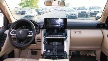 Toyota Land Cruiser GXR 3.5L petrol twin turbo 2022 model without sunroof