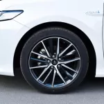 Toyota Camry GLE 2.5l hybrid 2023 - Thumbnail 4