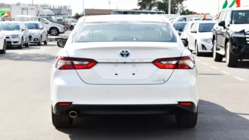 Toyota Camry GLE 2.5l hybrid 2023