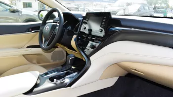 Toyota Camry GLE 2.5l hybrid 2023