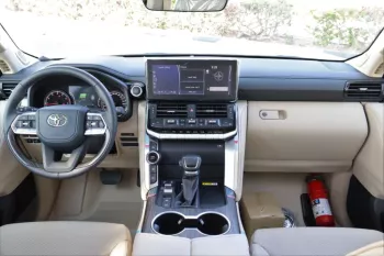 Toyota Land Cruiser L300 VX 4.0L 2022 4WD 