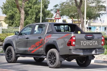 Toyota Hilux Adventure diesel 2.8L 2023 PickUp