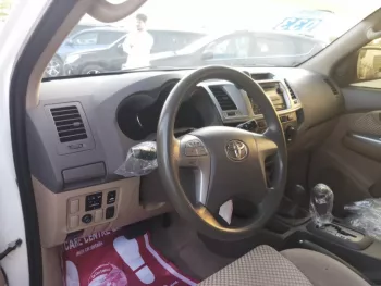 TOYOTA FORTUNER 4X4 2013