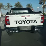 USED TOYOTA HILUX 2017 4X4 D/CAB PICK UP DIESEL ENGINE RIGHT HAND DRIVE - Thumbnail 4