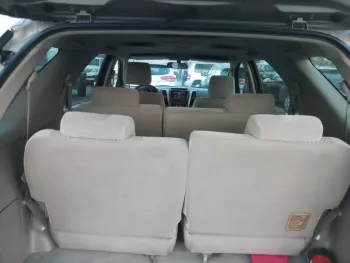 Toyota fortuner 2009