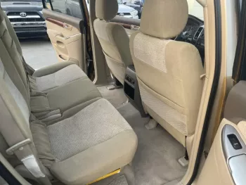 Toyota prado 2005 4x4 golden colour lucky seven motors