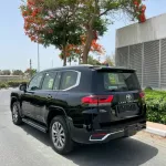 Land Cruiser VXR Twin Turbo 2022 Model GCC specs - Thumbnail 7