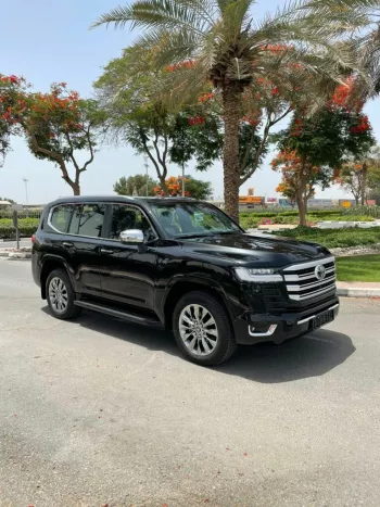 Toyota Land Cruiser VXR Twin Turbo 2022 Model GCC specs