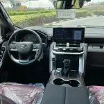 Toyota Land Cruiser VXR Twin Turbo 2022 Model GCC specs - Thumbnail 8