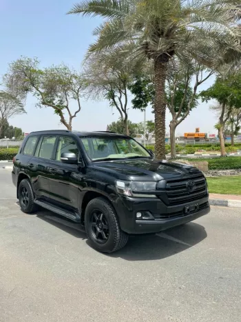 Toyota Land Cruiser EXR V8 5.7L Magnasun Supercharged Engine 2017 Model GCC Specs