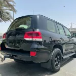 Toyota Land Cruiser EXR V8 5.7L Magnasun Supercharged Engine 2017 Model GCC Specs - Thumbnail 5
