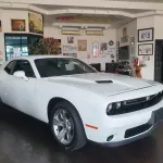 Dodge challenger 6Cyl 2021 RWD - Thumbnail 3