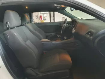 Dodge challenger 6Cyl 2021 RWD