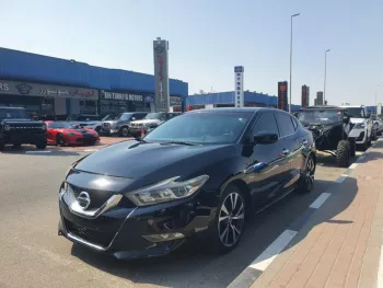 Nissan Maxima 3.5L 6Cyl 2017 Middle options