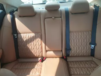 Nissan Maxima 3.5L 6Cyl 2017 Middle options