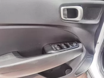 Hyundai Venue 1.6L V4 2020