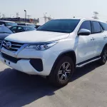 TOYOTA FORTUNER 2019 PETROL v4 2.7 4x4 - Thumbnail 3