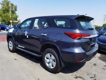 TOYOTA FORTUNER 2022 PETROL 2.7 V4 4X4
