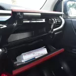 2022 MODEL TOYOTA HILUX DOUBLE CAB PICKUP GLX 2.7L PETROL 4WD AUTOMAATIC TRANSMISSION - Thumbnail 20