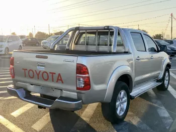 Toyota hilux pick up 2.7L 4WD 2008 Petrol RHD
