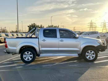 Toyota hilux pick up 2.7L 4WD 2008 Petrol RHD