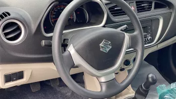 SUZUKI ALTO 0.8L V3 With radio 2023