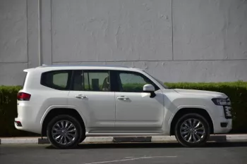 2022 MODEL TOYOTA LAND CRUISER 300 GX-R V6 3.5L TWIN TURBO AUTOMATIC TRANSMISSION