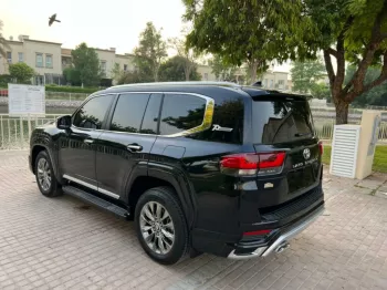 Toyota Land Cruiser VIP Edition 3.5L Twin Turbo 2022