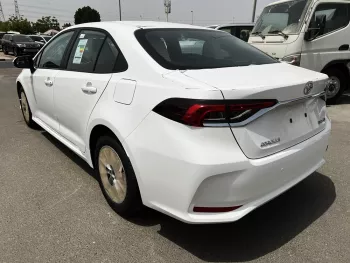 2022 Toyota Corolla XLi 2.0L
