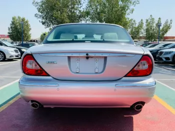 JAGUAR XJ8L 2005 SILVER WITH BEIGE INTERIOR MINT CONDITION FRESH JAPAN IMPORT