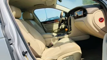 JAGUAR XJ8L 2005 SILVER WITH BEIGE INTERIOR MINT CONDITION FRESH JAPAN IMPORT