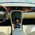 JAGUAR XJ8L 2005 SILVER WITH BEIGE INTERIOR MINT CONDITION FRESH JAPAN IMPORT - Thumbnail 17