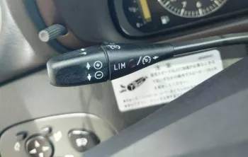 MERCEDES BENZ CLK320 2004 CLEAN CAR FRESH JAPAN IMPORT