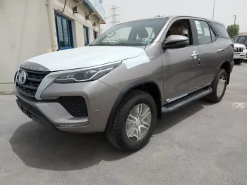 TOYOTA FORTUNER 2.7L 4X2