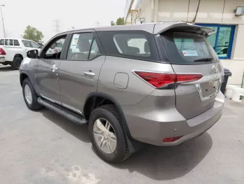 TOYOTA FORTUNER 2.7L 4X2
