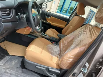 TOYOTA FORTUNER 2.7L 4X2