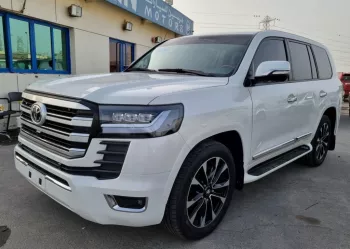 Toyota Landcruiser 4.6L GXR 2013 4WD
